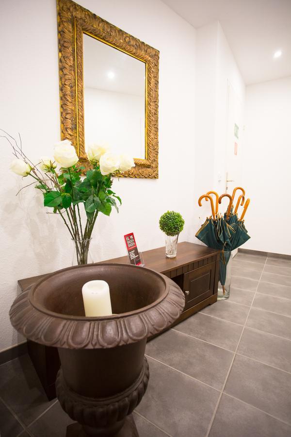 Downtown Apartments Center Apartment *